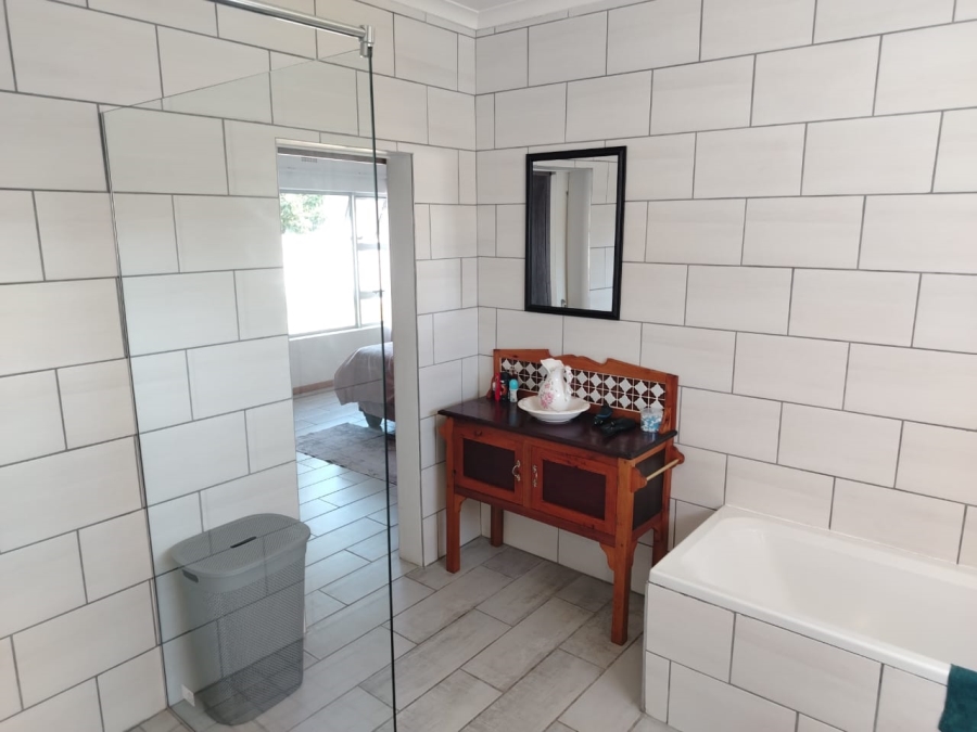 3 Bedroom Property for Sale in Retief Eastern Cape